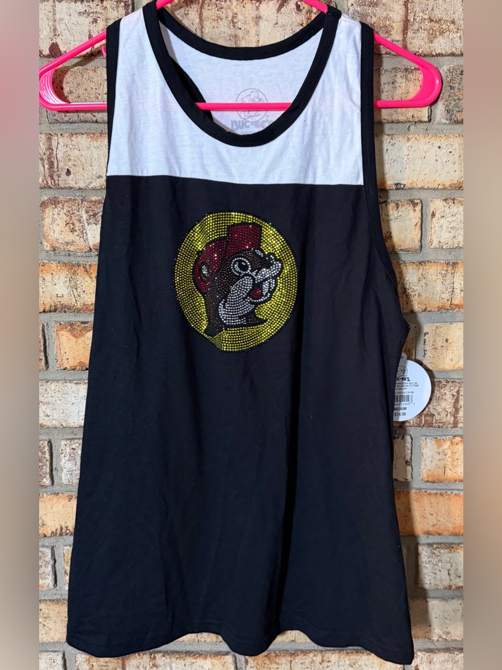 Bucc-ee’s black rhinestone tank M NWT